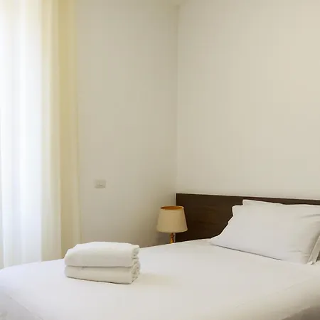 Aurora Frühstückspension Rom